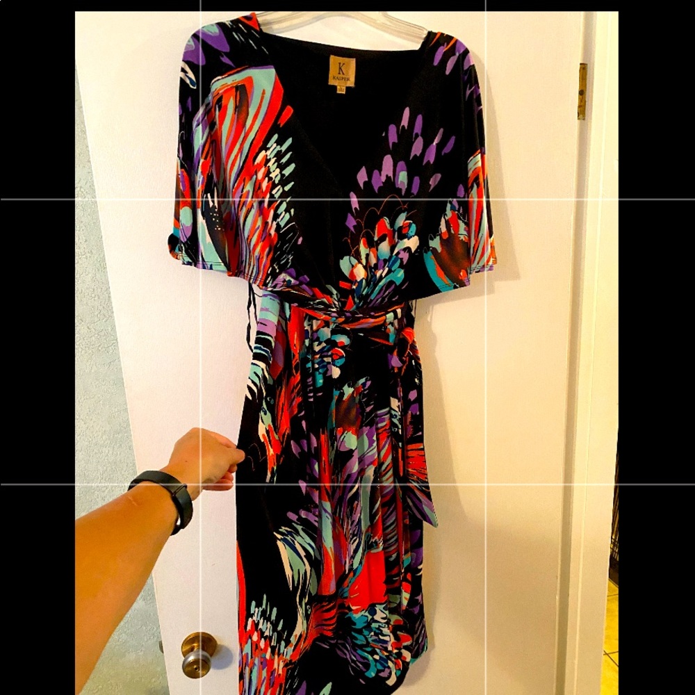 KASPER, Black w/ Multi Colors Breezy Dress